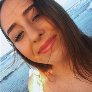 Meet your Posher, Clare